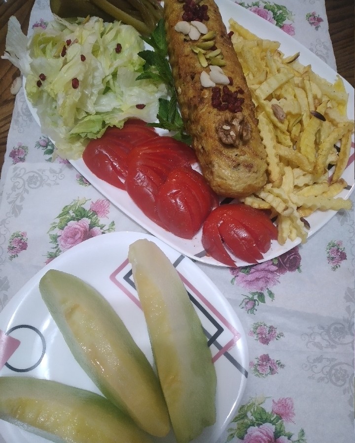 عکس رولت مرغ شکم پر