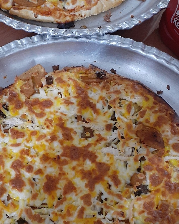 عکس پیتزای افطار روز ۲۵