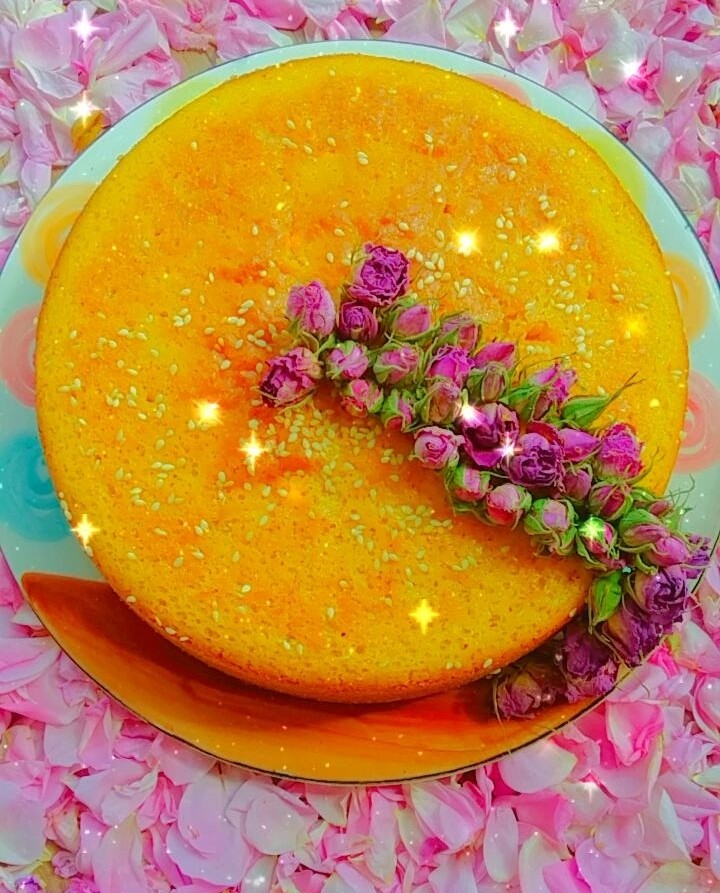 عکس کیک هل و گلاب و زعفرون