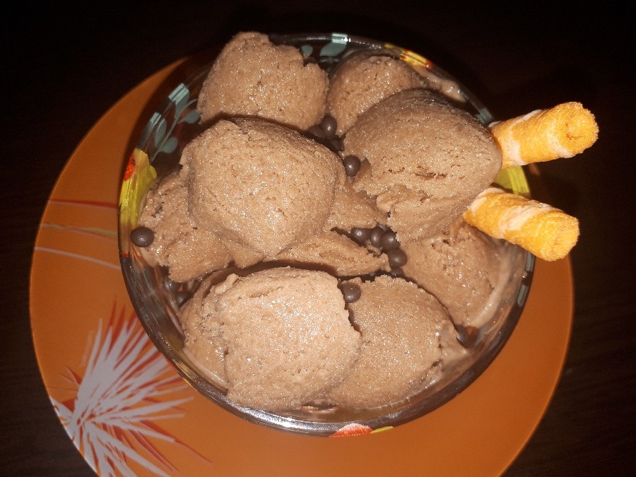 عکس بستنی موز و شکلات (رژیمی)