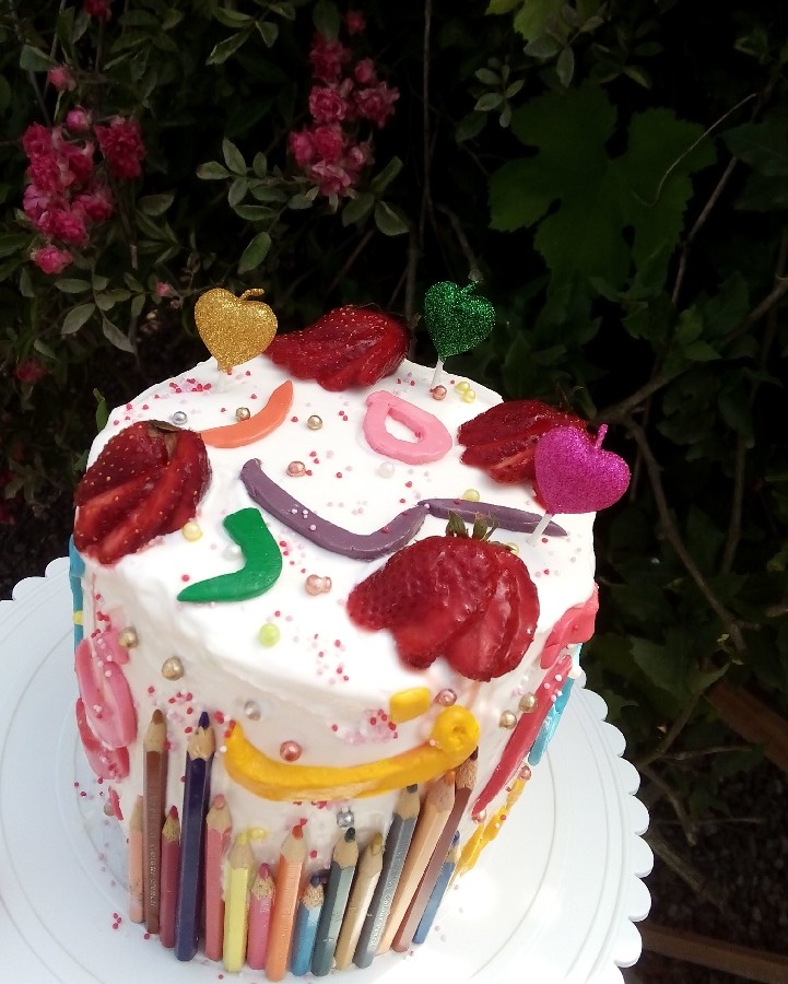 کیک خامه ای
جشن الفبای خواهرزاده ی عزیزم
