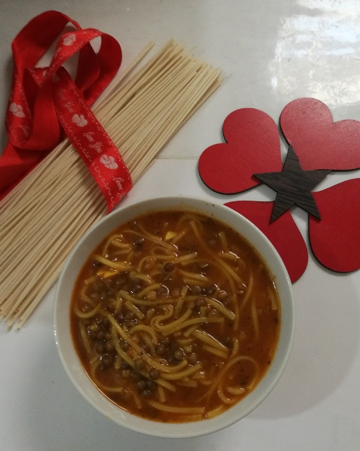 عکس سوپ عدس ورشته