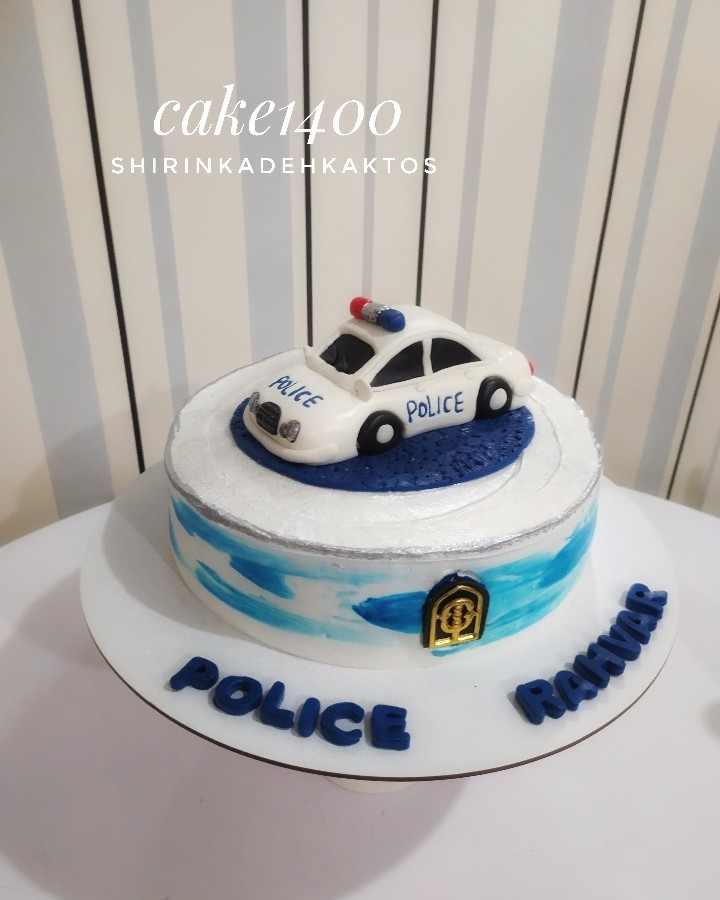 کیک  ماشین پلیس 
کیک پلیس راهور 