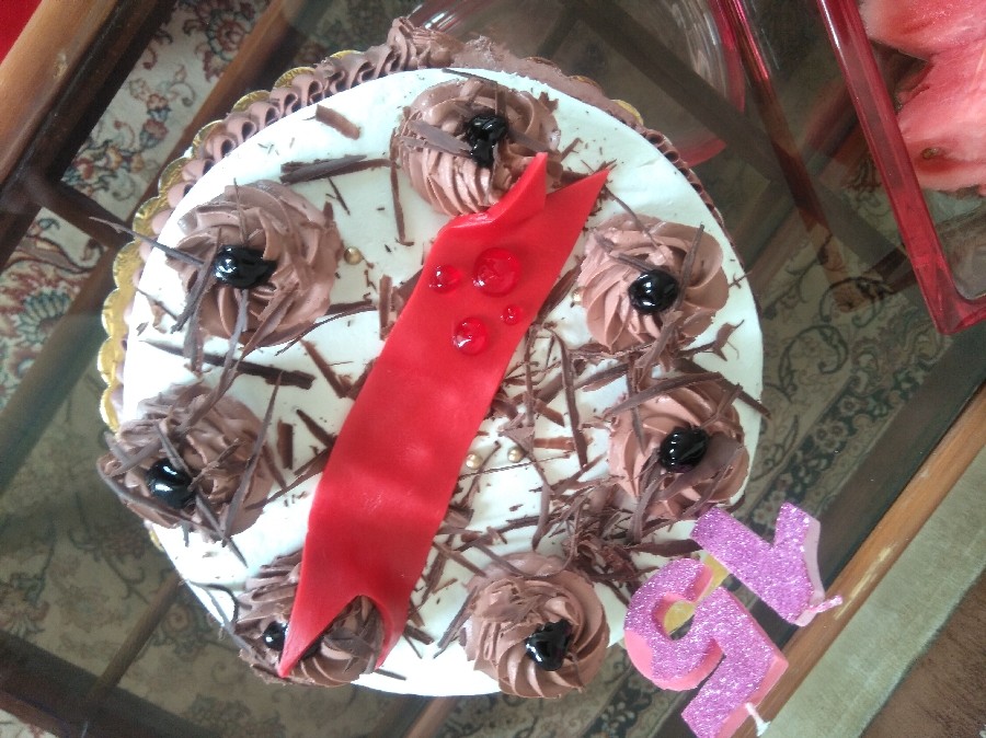 کیک تولد مصادف با روز دختر