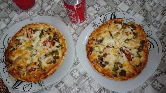پیتزا قارچ و گوشت خانگی 