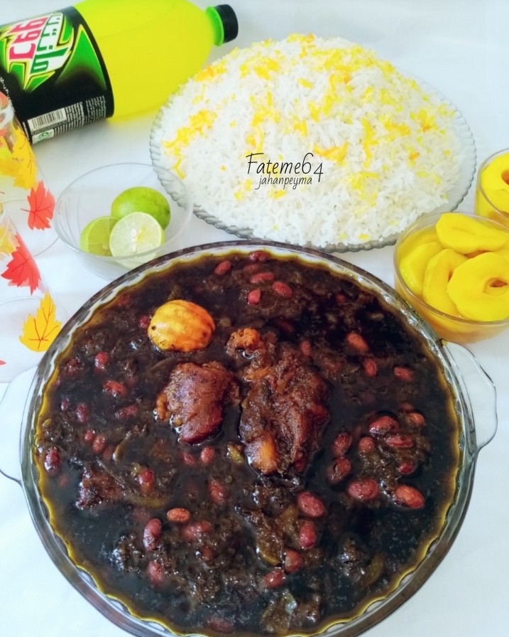 خورش قرمه سبزی