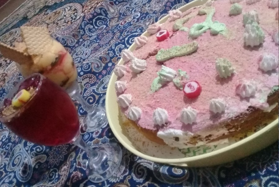 عکس کیک و دسر کاستر ژله دوستان عزیزم درست کردم برا جشن تولد 