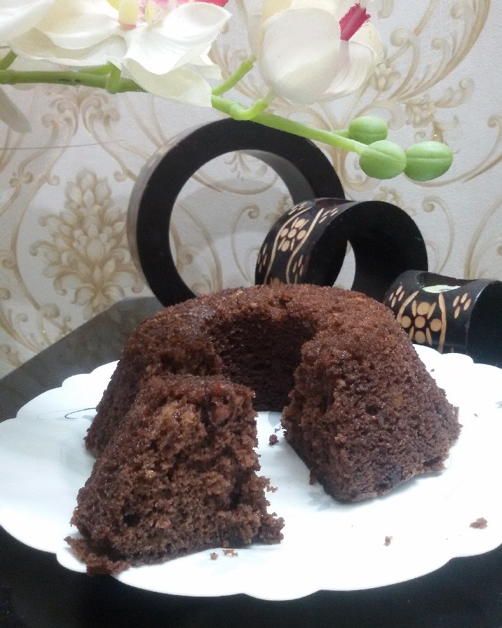 عکس کیک شکلاتی گردویی