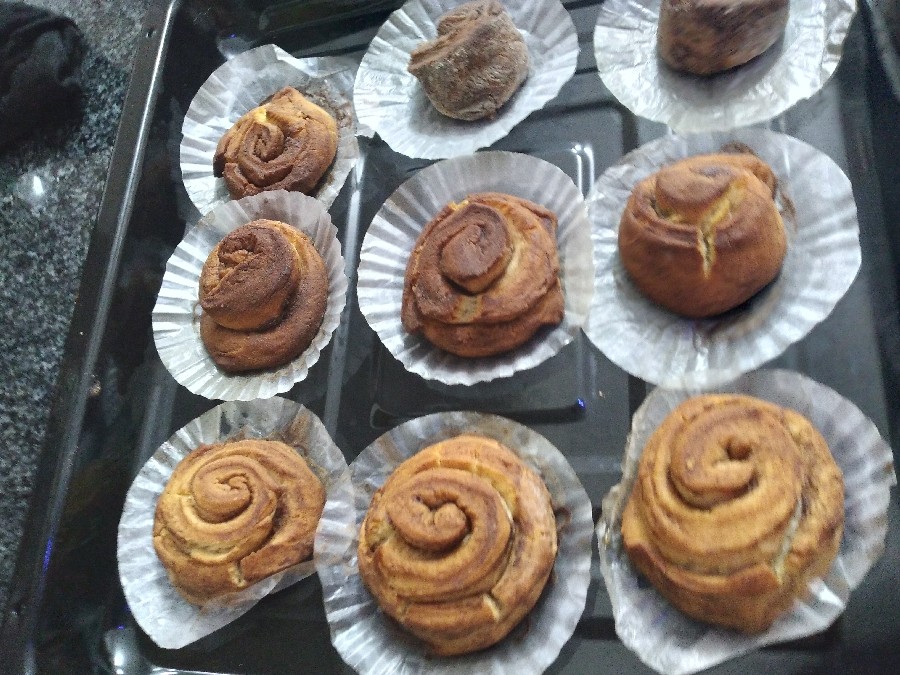 عکس رول دارچینی خوشمزه