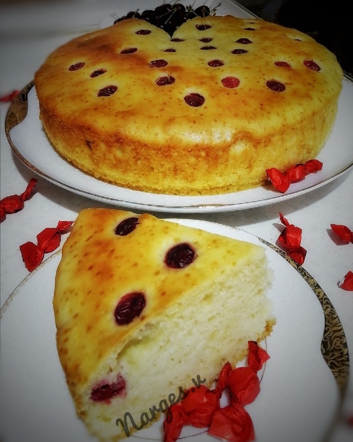عکس کیک آلبالو 