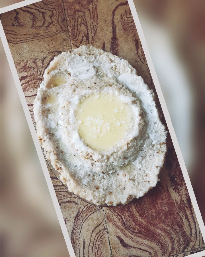 عکس غذای محلی (کوروت کشک)