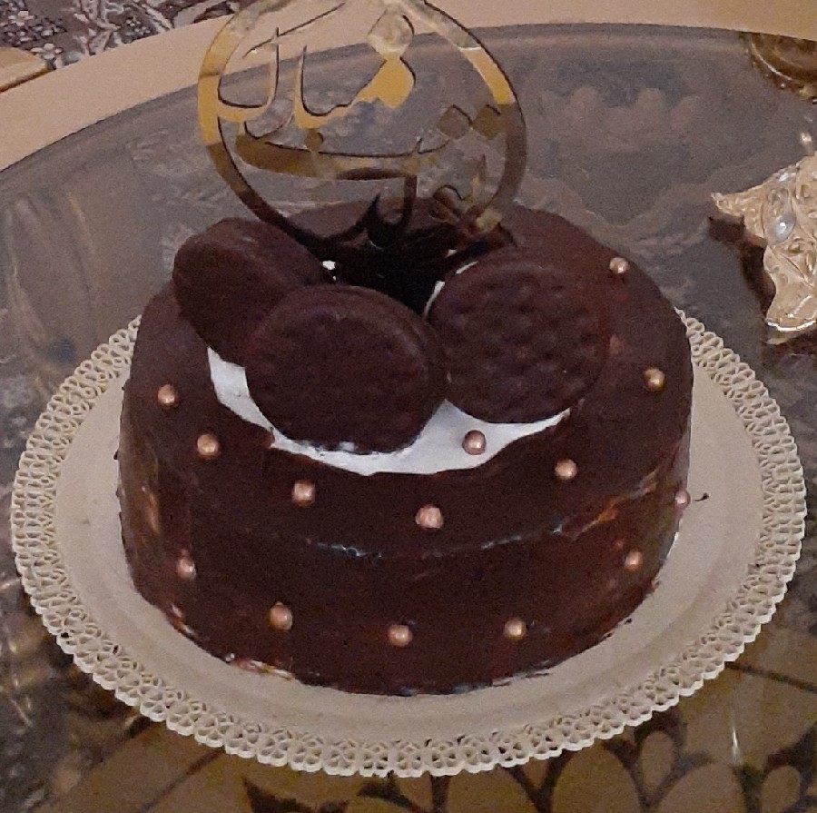 عکس کیک تولد همسرم با تزیین ساده و زیبایی که درست کردم