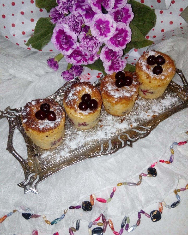 عکس کاپ کیک آلبالو