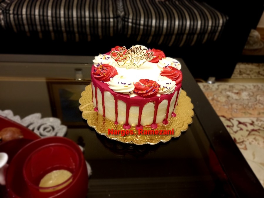 عکس مینی کیک وانیلی 
به مناسبت تولد دخترم 
