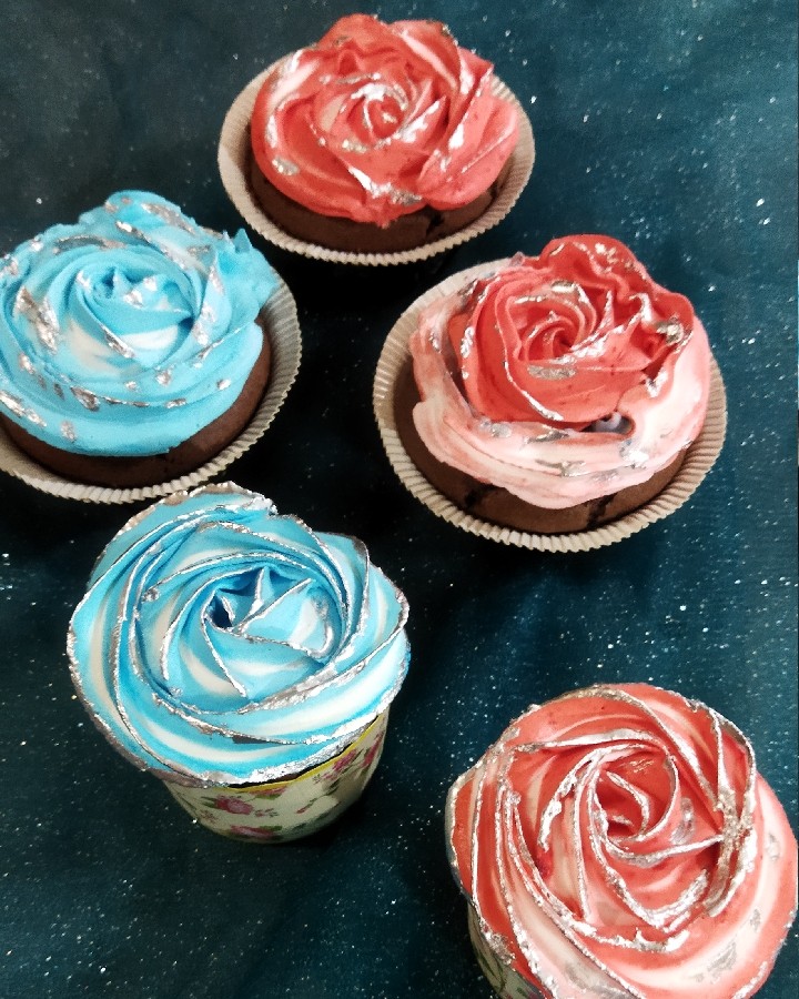 کاپ کیک شکلاتی