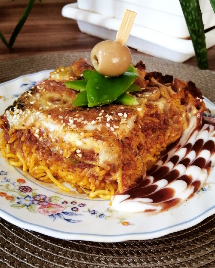 عکس ماکارونی پیتزایی...