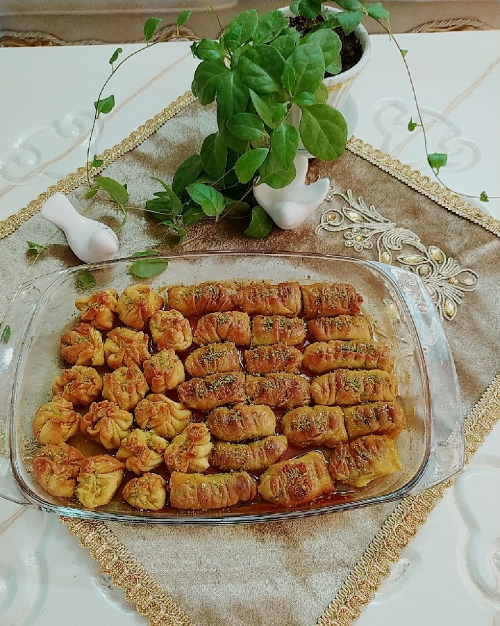 عکس باقلوا بقچه گردو باقلوا شیر عسلی