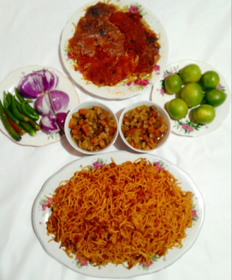 عکس ماکارونی (بدون ادیت)