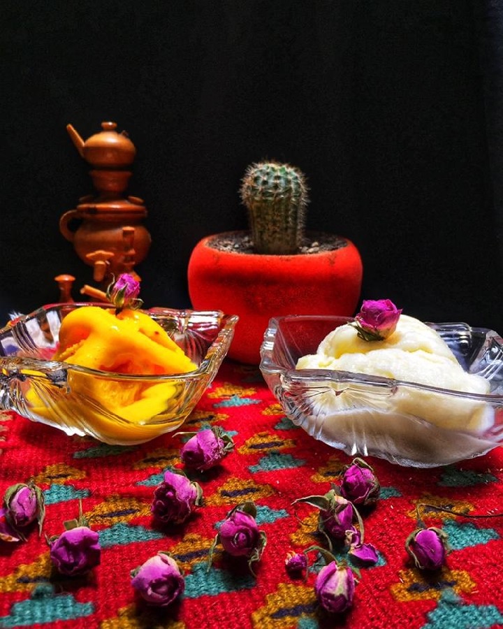 عکس بستنی سنتی وانیلی و زعفرانی