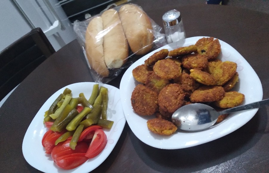 فلافل آبادانی