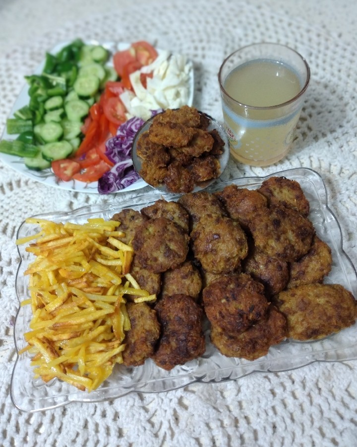 عکس کتلت و سیب زمینی