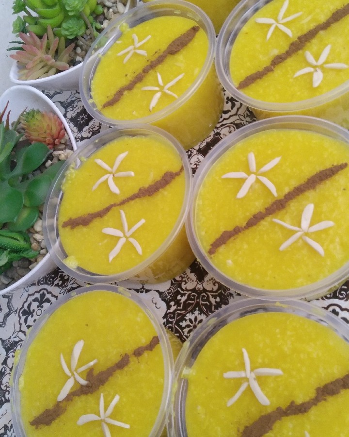 عکس شله زرد نذری عاشورایی ان شاالله حاجت روا بشید همه