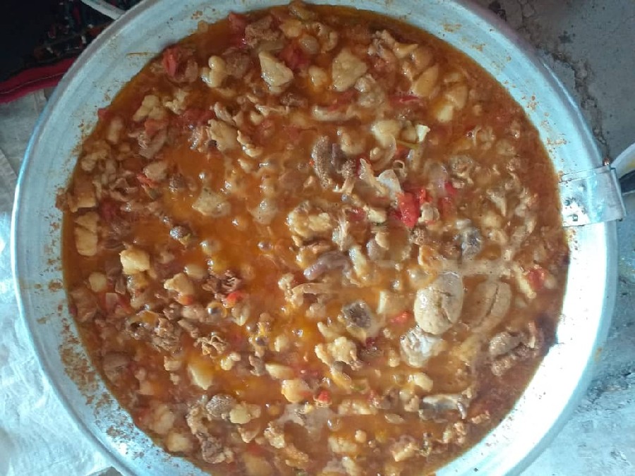 غذای بسیار بسیار خوشمزه و لذیذ جیزیز که ما ترک ها بهش جزبز میگم که تو ساج میپذن