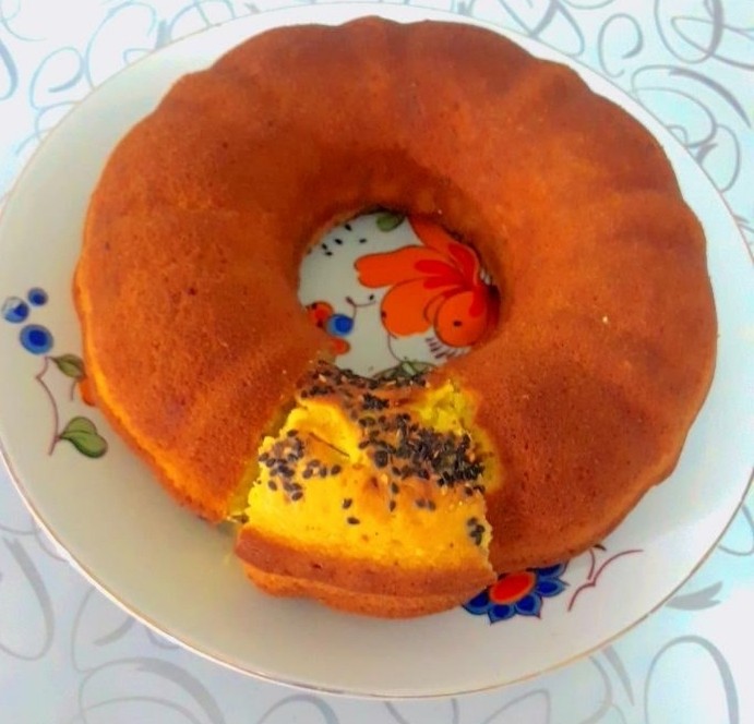 کیک زعفرونی