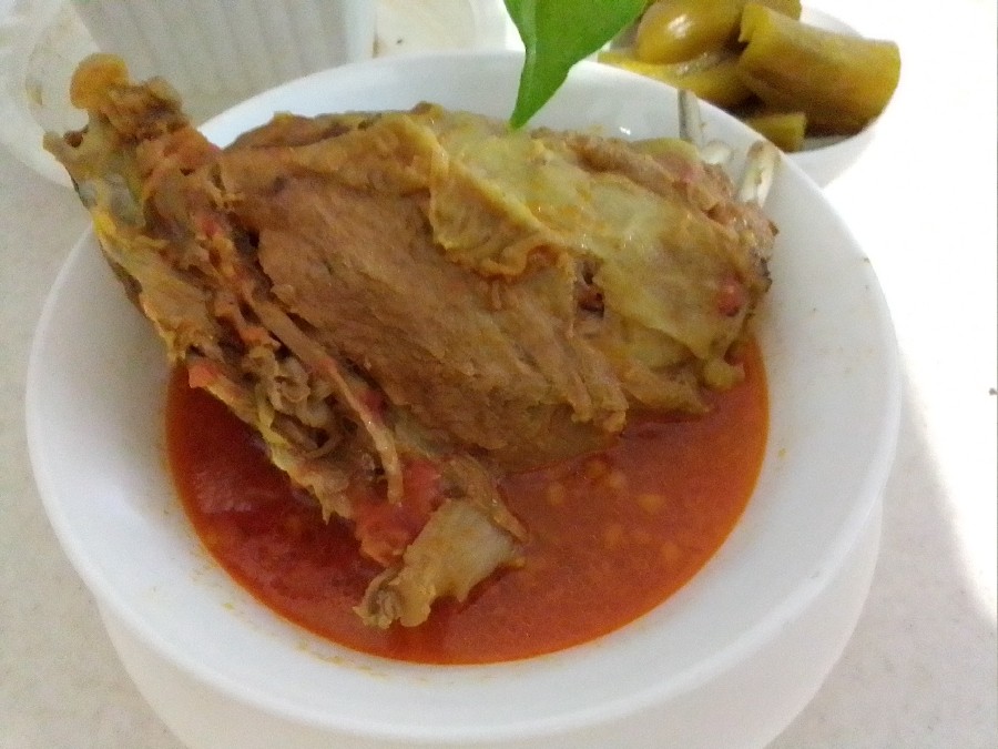 بفرمایید آبگوشت لذیذ