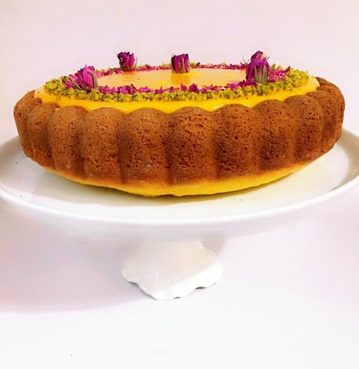 عکس کیک گلاب و زعفران. 