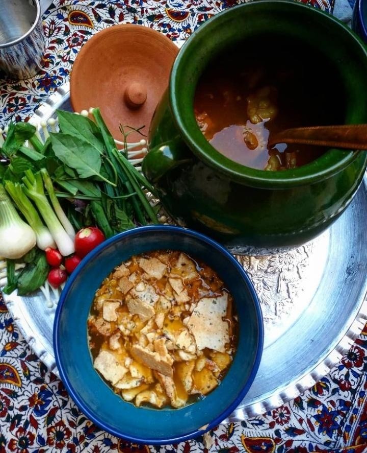 عکس آبگوشت طوری __ورق بزنید لطفا