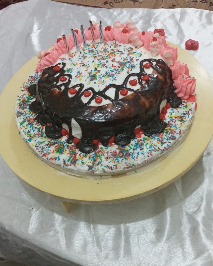 کیک تولد برای مامان جونم