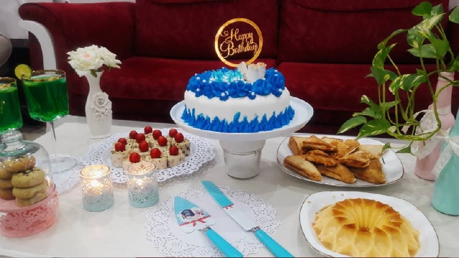 عکس کیک تولد خودم
سالاد الویه، دسر کارامل،اسنک