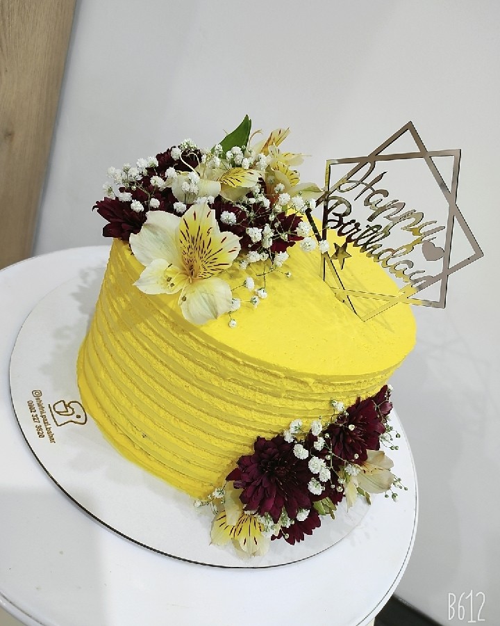 عکس کیک تولد جذاب با رنگی دلنشین 