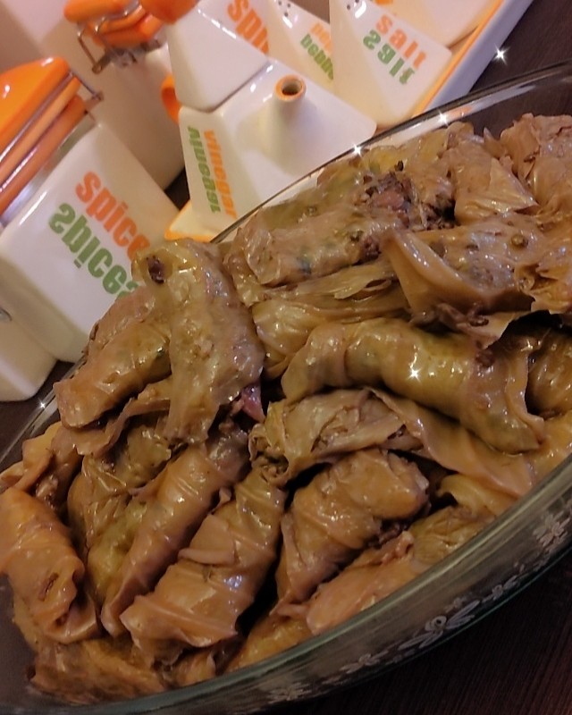 عکس دلمه کلم با سماق