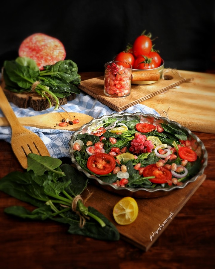 عکس spinach salad 
سـالـاد اسـفنـاج پـاییــزی