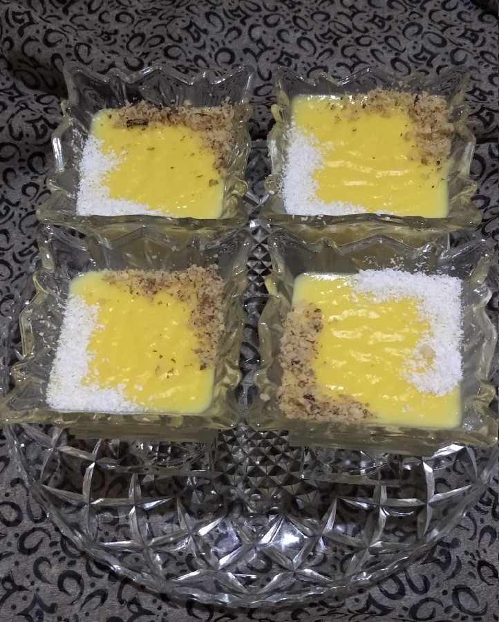 عکس پودینگ زعفران
