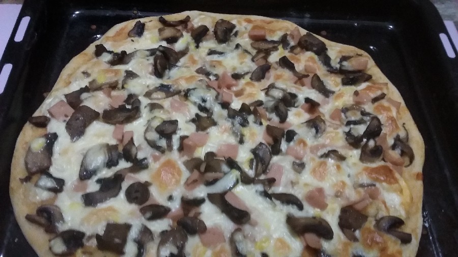 پیتزا قارچ وگوشت 