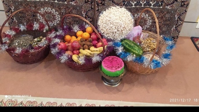 عکس هدیه شب چله ک پدرمادر و بردارم زحمت کشیدن