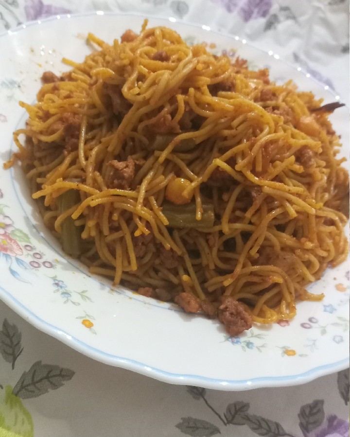 عکس ماکارانی با لوبیا سبز و ذرت نهار منو عشقم سعید