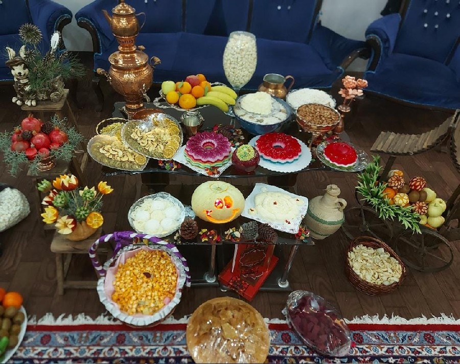 عکس دور همی شب یلدا???