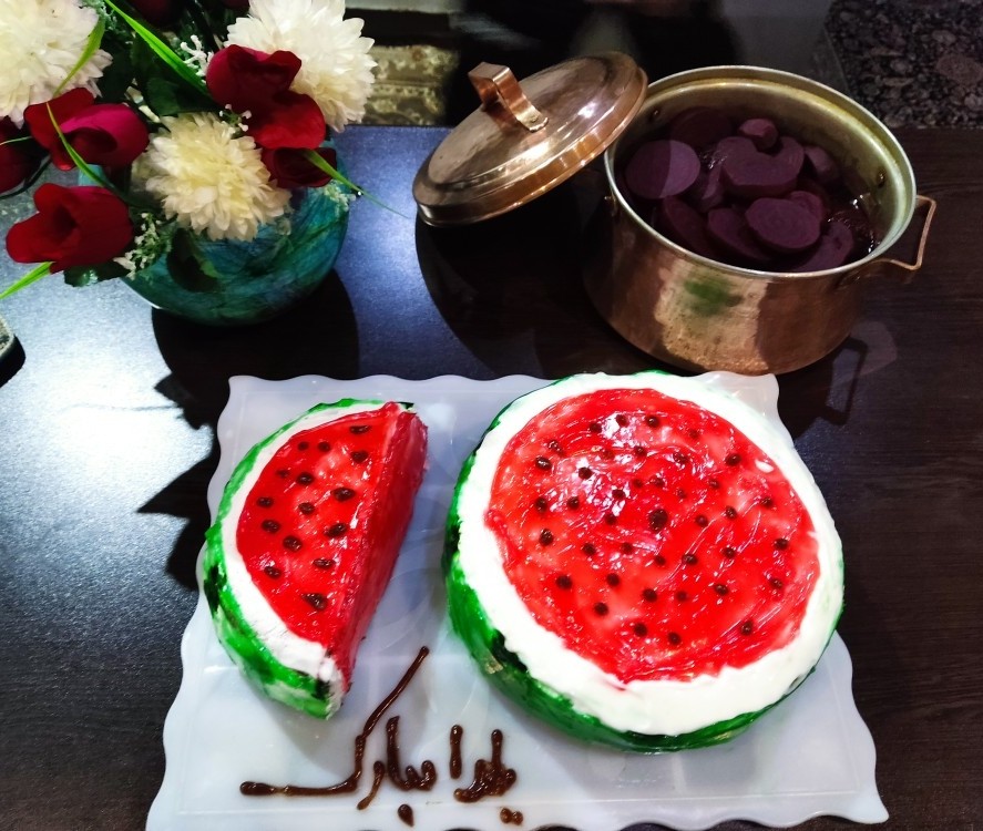 عکس کیک هندوانه ای یلدا