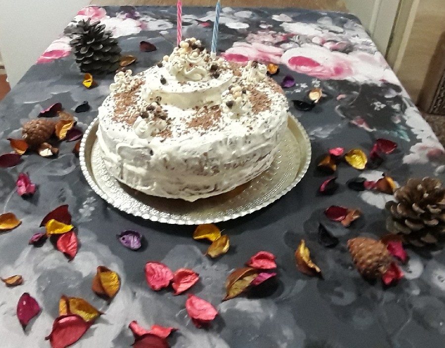 کیک تولد پسرم البته با تاخیر