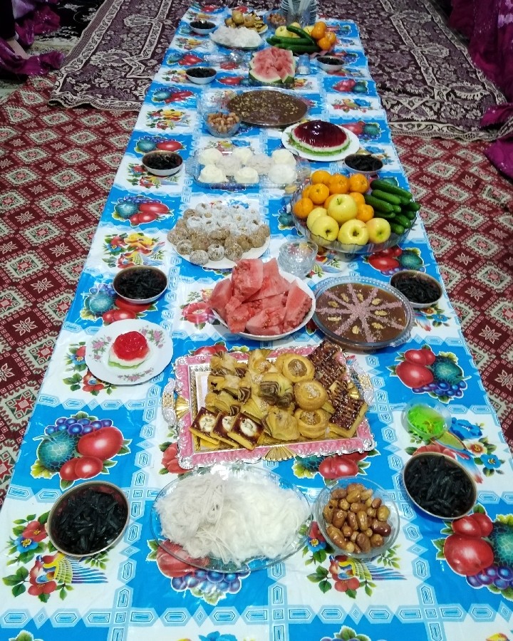 عکس شب چله خونه مادرشوهرجان
