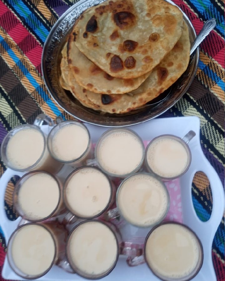 عکس شیرچایی ونان روغنی