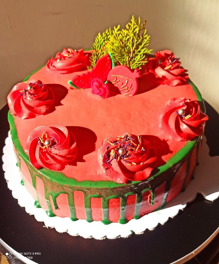 کیک خامه ای 
#کیک_خامه_ای #کیک_تولد #کیک
