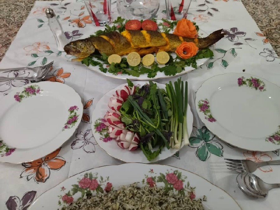 عکس شوید پلو و ماهی (لطفا ورق بزنید)