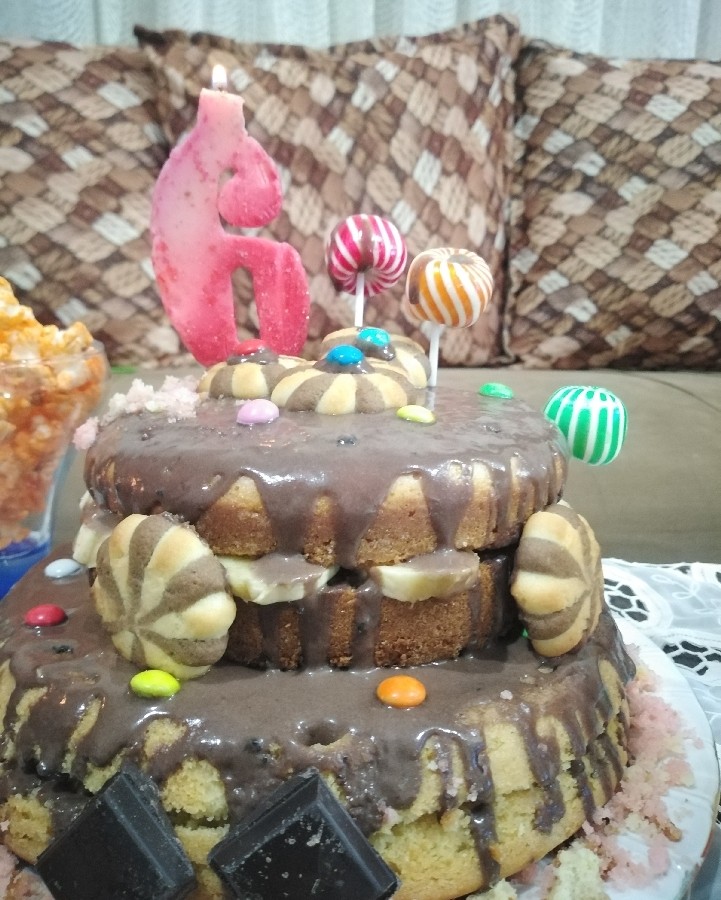 کیک تولد دختری