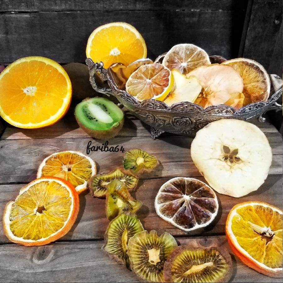 عکس خشک کردن میوه