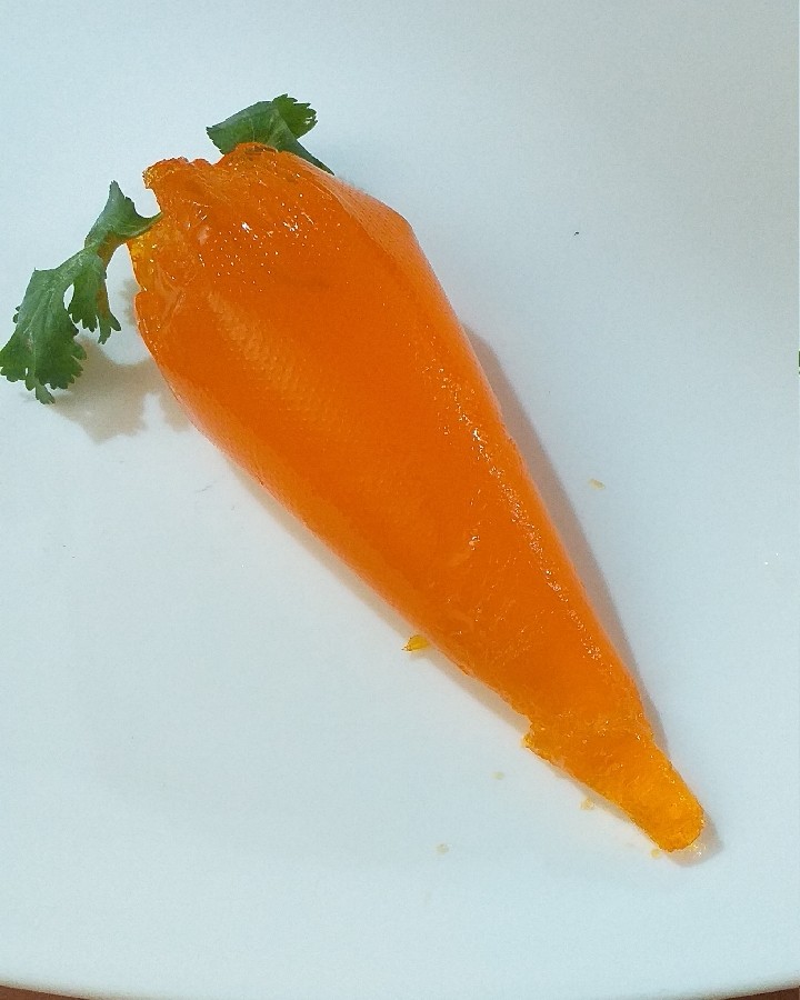 ژله پرتقالی به شکل هویج 